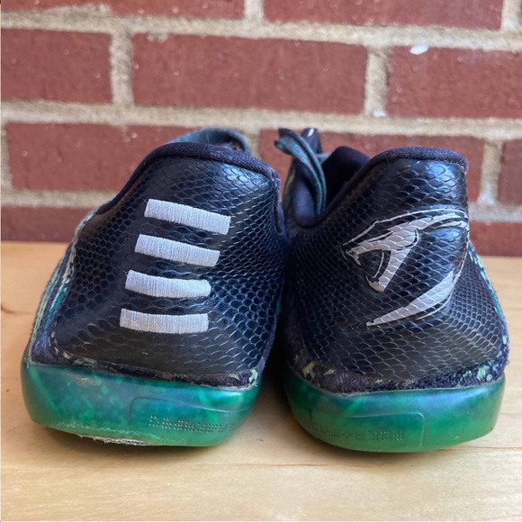 Nike Kobe 11 - Picture 5 of 9